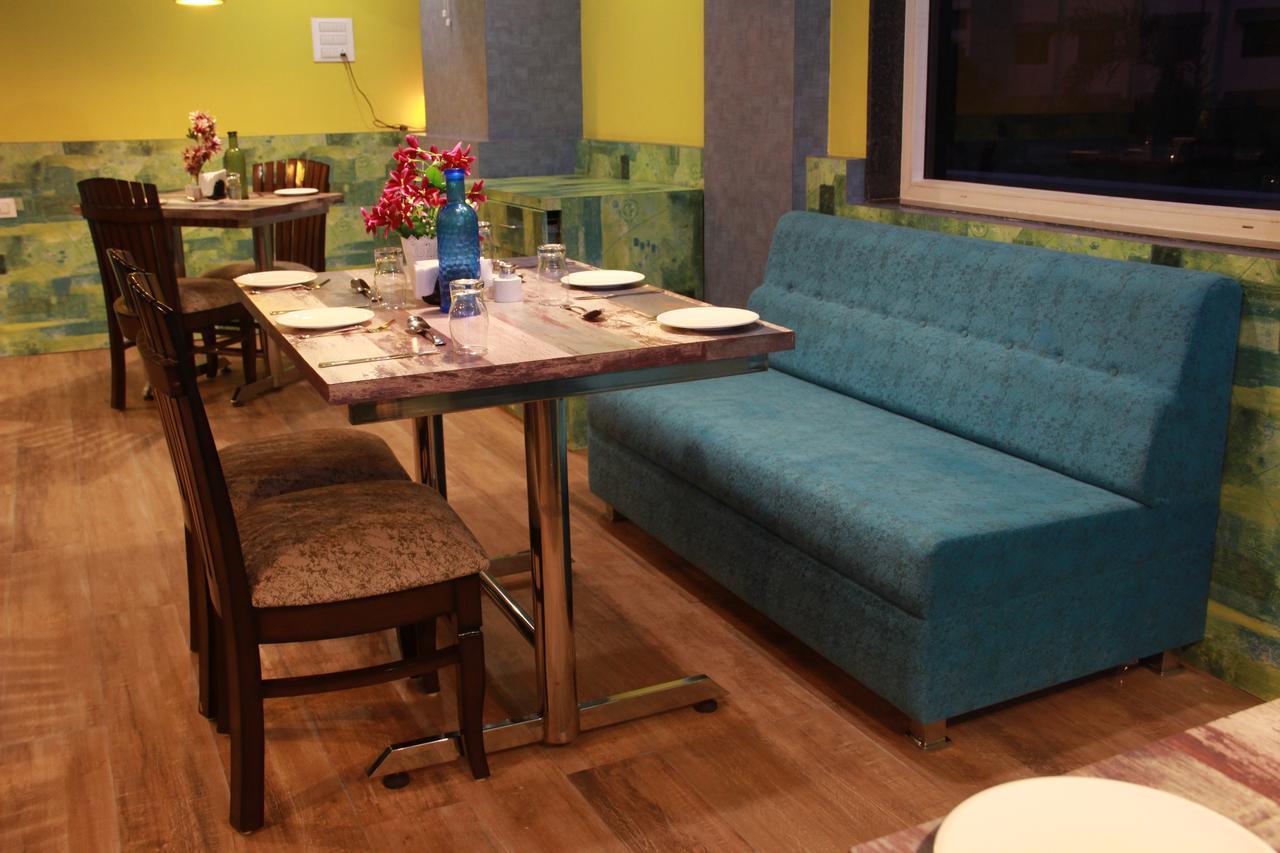 Hotel Dayal Shree Paradise Bhopal Buitenkant foto