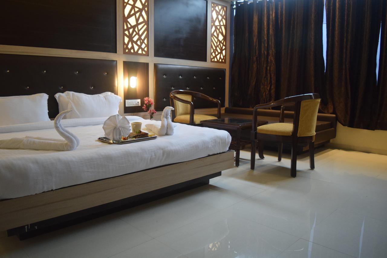 Hotel Dayal Shree Paradise Bhopal Buitenkant foto